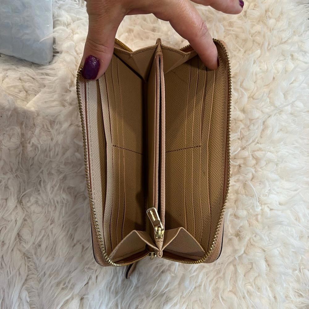 COACH Blush Pink Zippy Long Wallet (CHXX030) - Picture 5 of 6